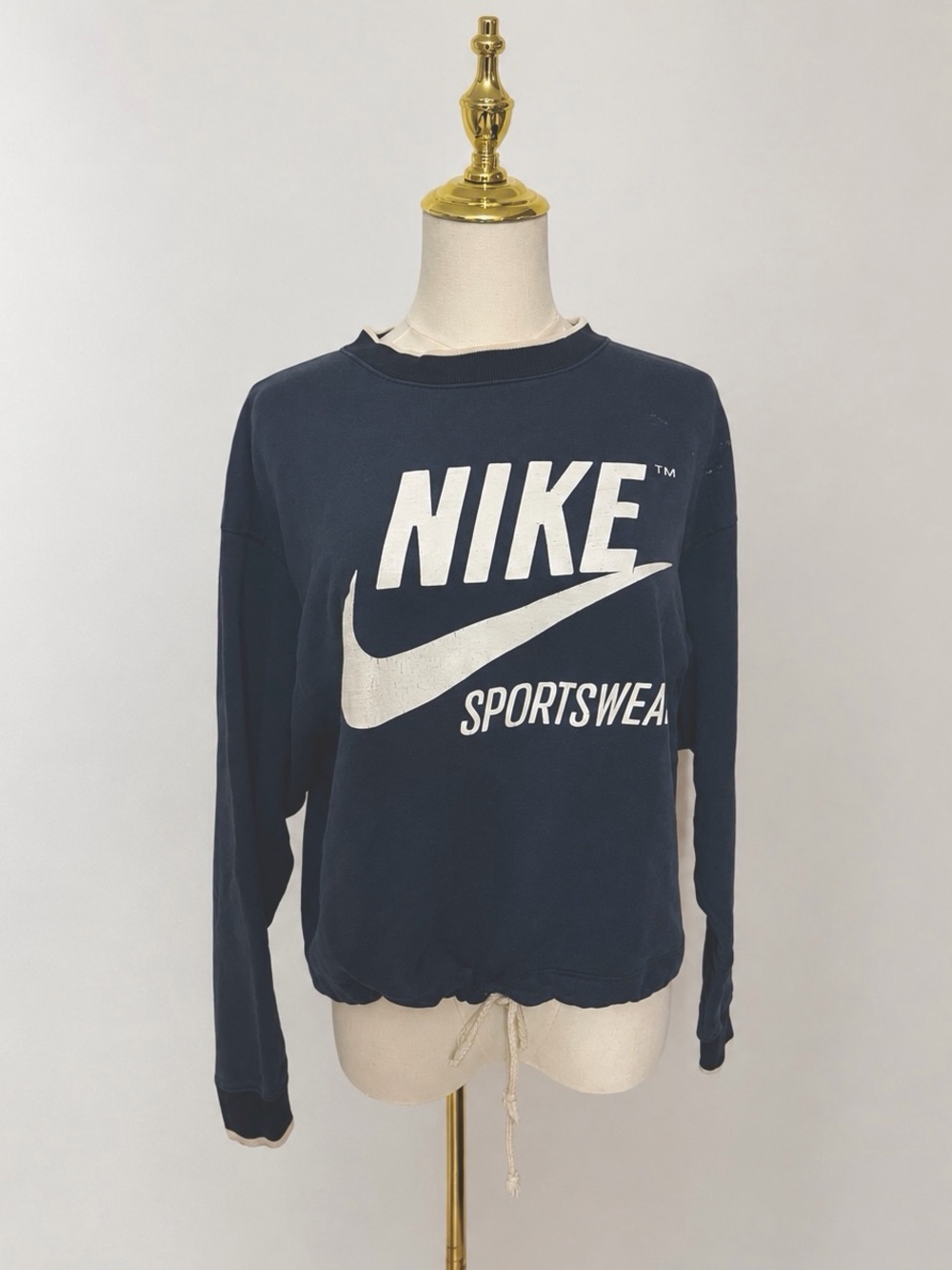 Vintage Nike Sportswear Cropped Crewneck Sweatshirt Navy/White